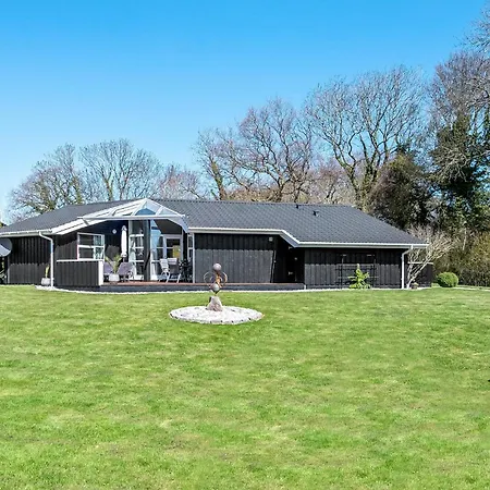 Lovely In Tranekaer With Wifi Holiday home